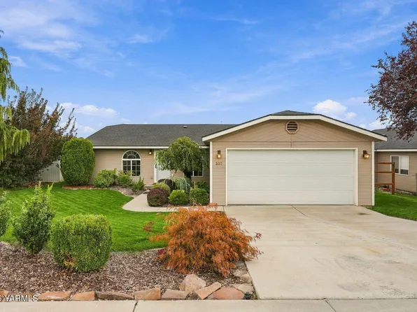 507 N 78th Ave, Yakima, WA 98908