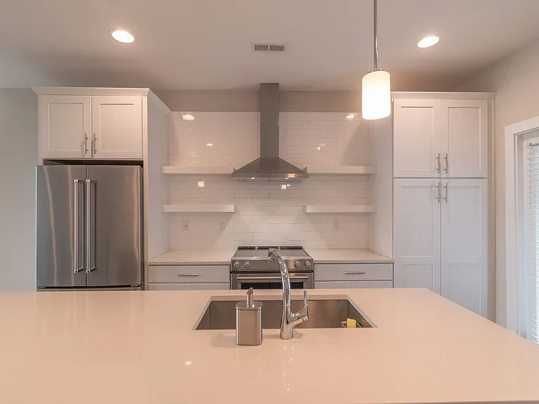 439 Southend Crossing Ln — Photo 16