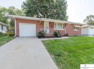3069 S 74th St, Omaha, NE 68124