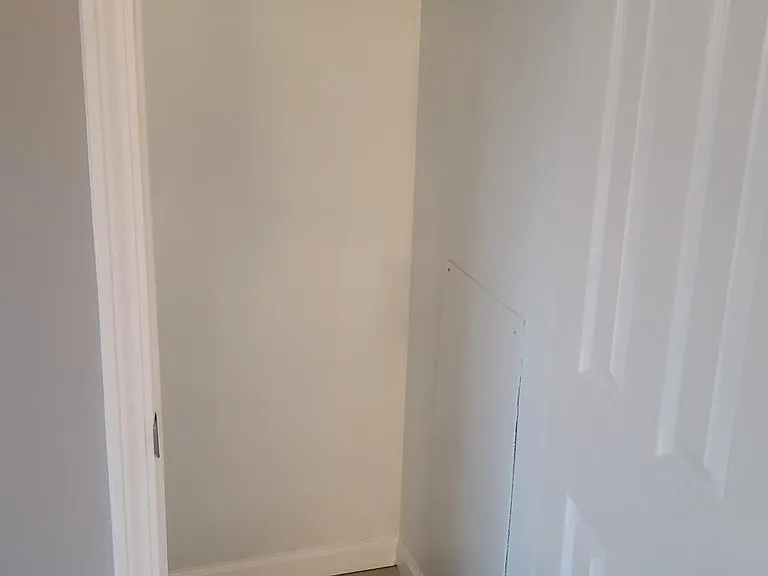 100 Sanders Ct #4 — Photo 11