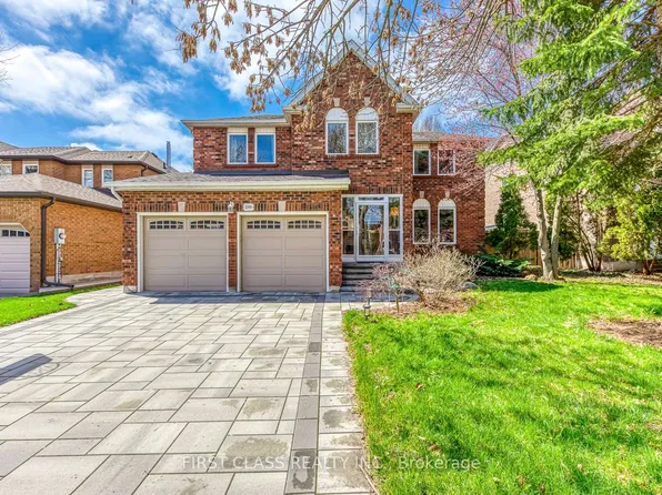 1386 Silversmith Dr, Oakville, ON L6M 2X4