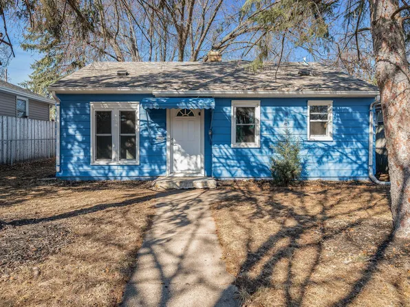 5049 Vincent Ave N, Minneapolis, MN 55430