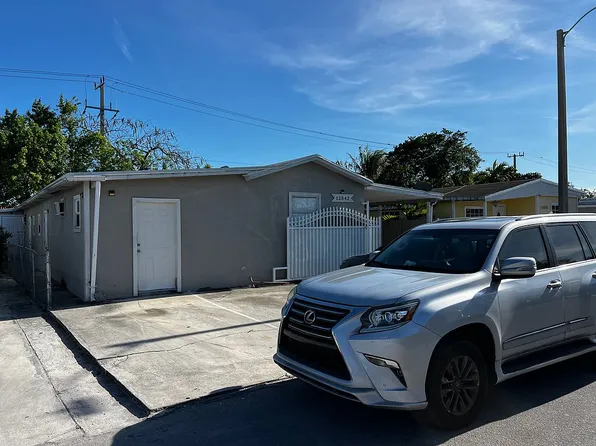 12890 SW 8th St #33, Miami, FL 33184