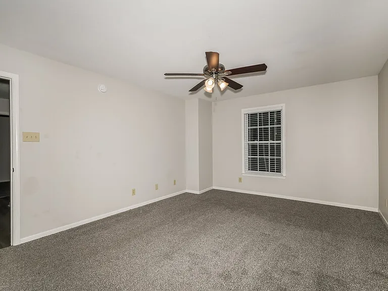 10936 Mansfield Way — Photo 11