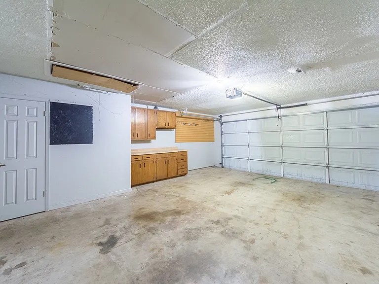 121 Lake Vis W — Photo 31