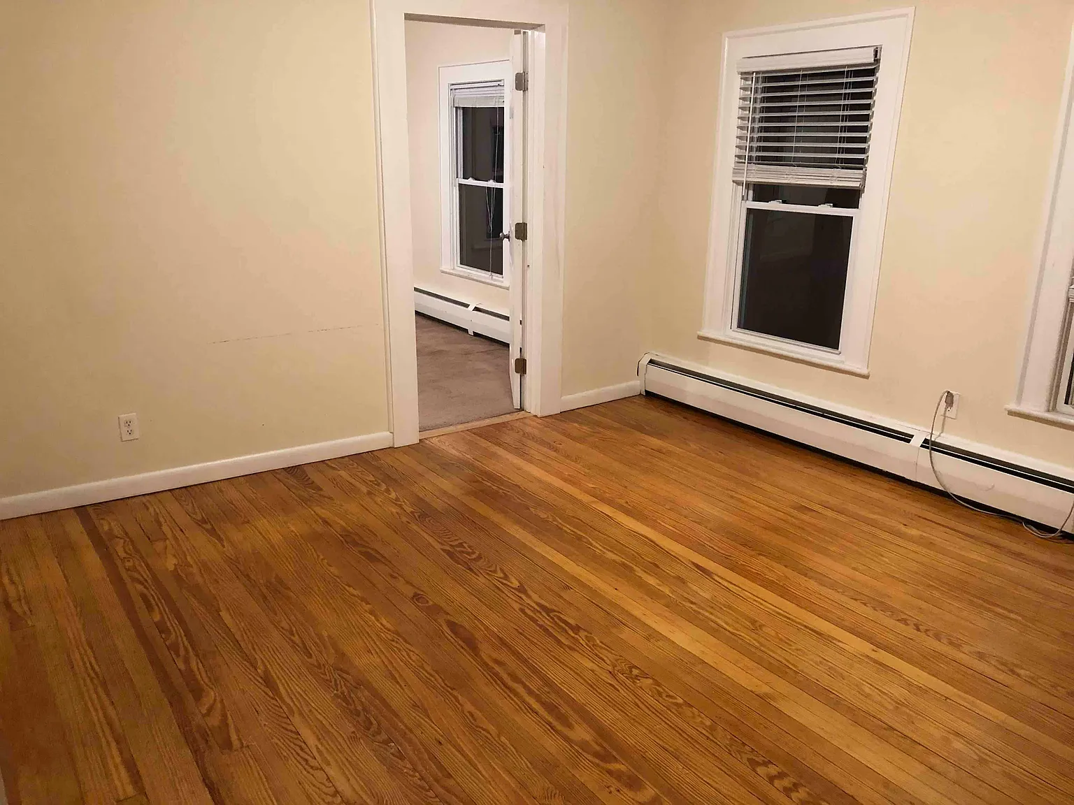 2 bed, 1.0 bath, 1100 sqft, $1,850 — Photo 4