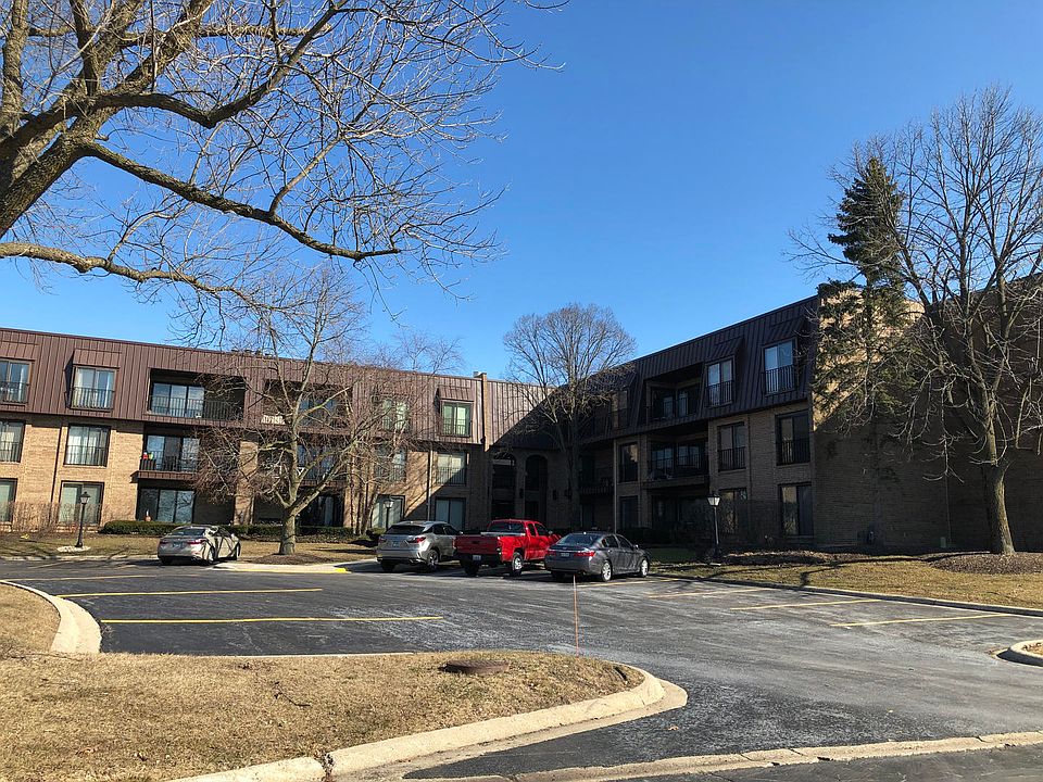 1st image of 2 The Court Of Harborside APT 202