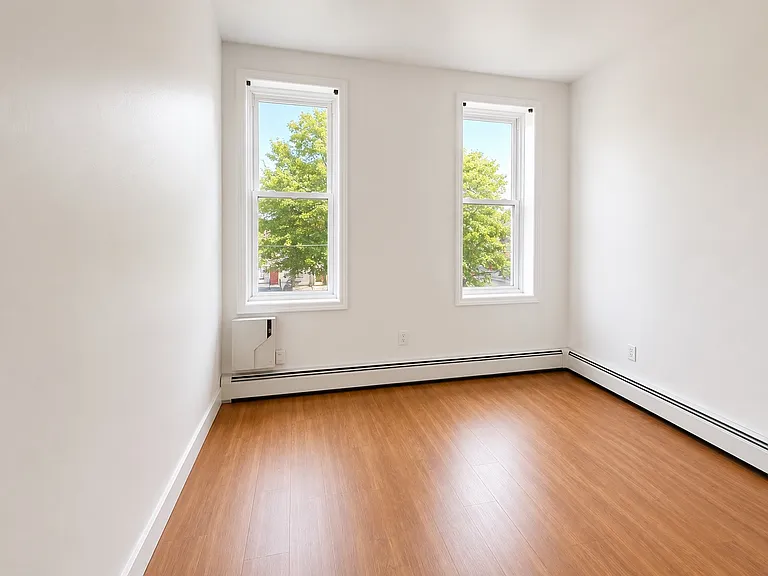 10615 Guy R Brewer Blvd #3 — Photo 6