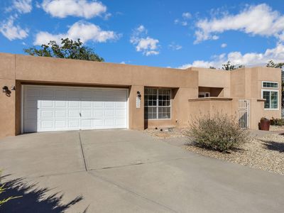 5745 Peppertree Pl NE, Albuquerque, NM, 87111