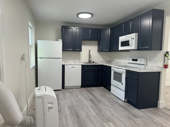 124 Sherwood Sq #124, Essex Junction, VT 05452