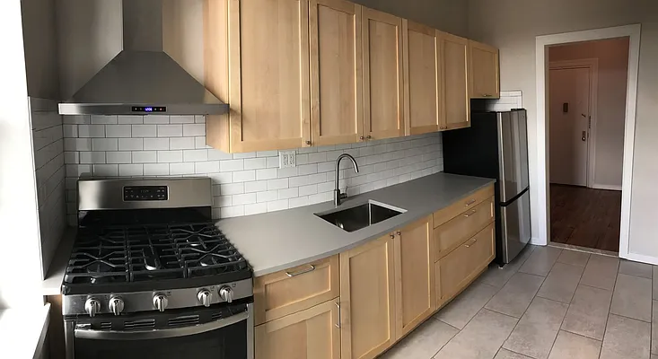 Rented by City Scapes Realty Inc. | media 10