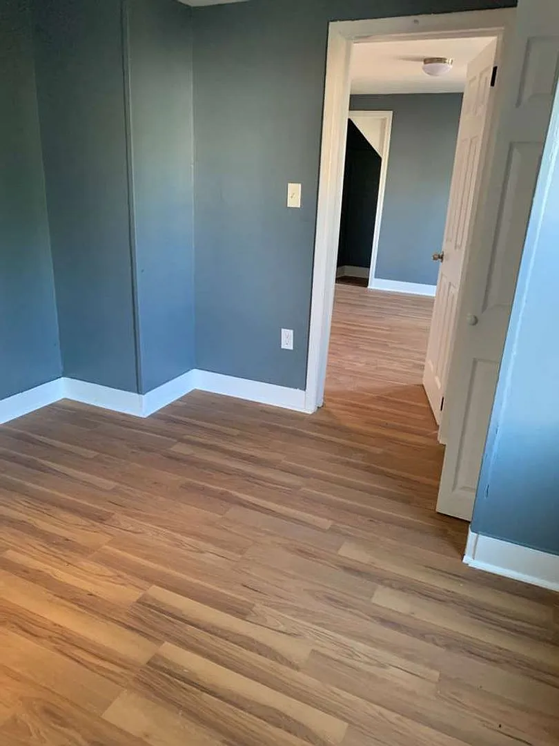 1494 Iranistan Avenue — Photo 4