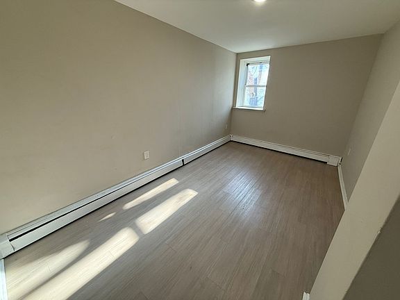 5th image of 211 64th St #B2e