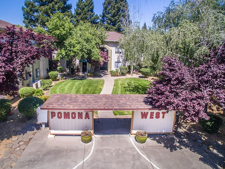 Pomona West Student Apartments — Photo 20