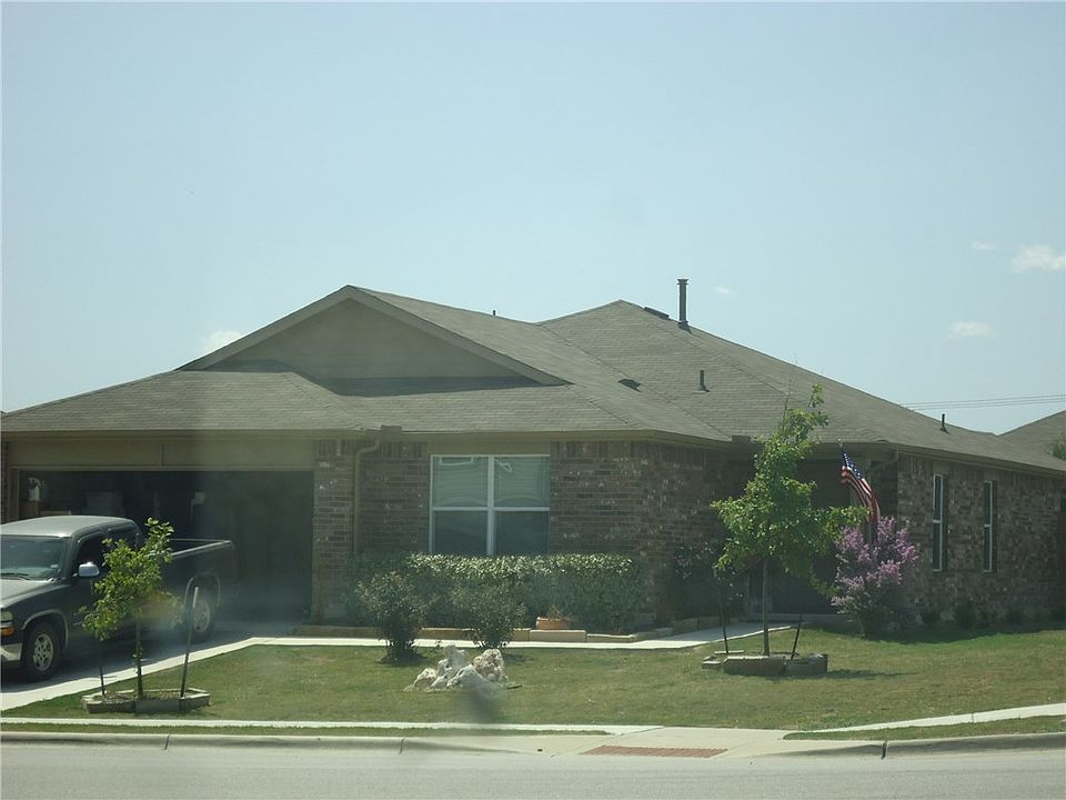 1st image of 100 Hawkins Ct