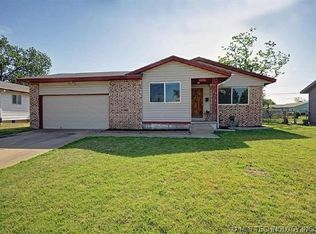 1005 N Dogwood St, Owasso, OK 74055