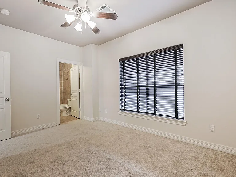 2540 Prospect St #C — Photo 26