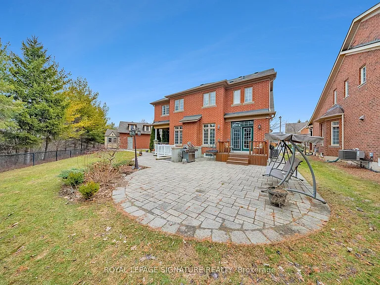 1590 Hallstone Rd — Photo 43