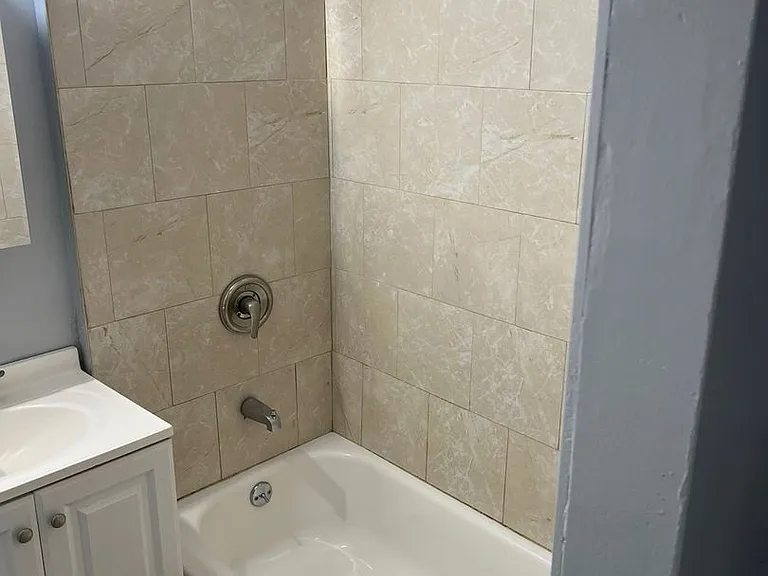 705 Orchard — Photo 2