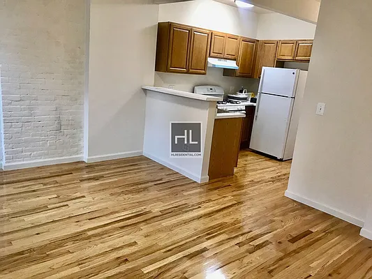 Rented by Highline Residential | media 3