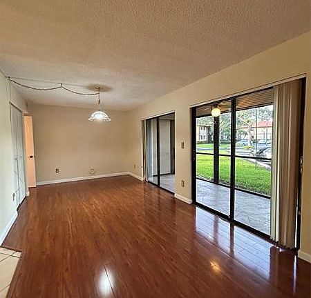 4th image of 10445 E Clairmont Cir #104