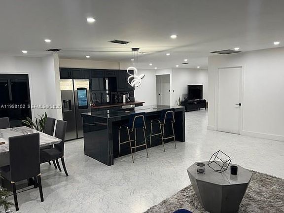 2nd image of 1267 Scottsdale Rd S