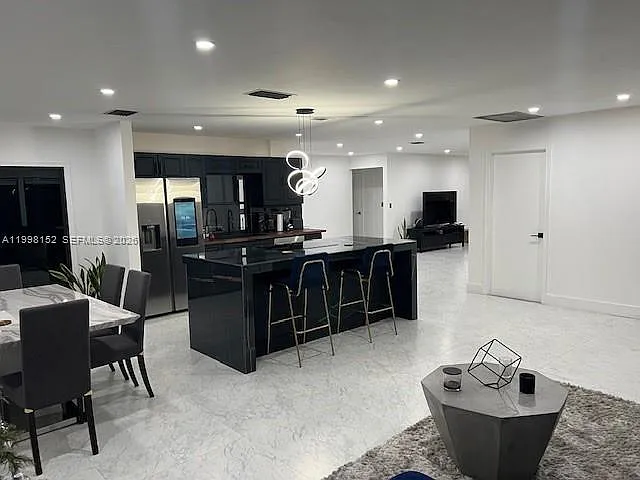 Building Photo - 1267 Scottsdale Rd S