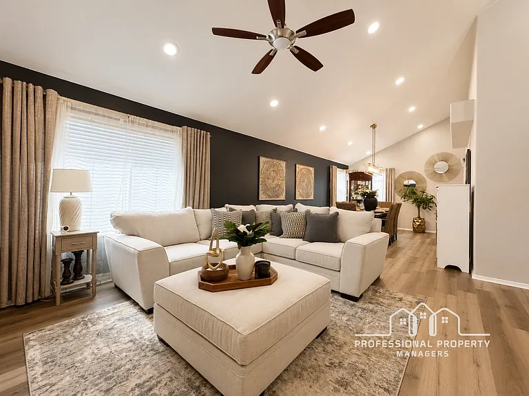 3522 W 12th Ln — Photo 4
