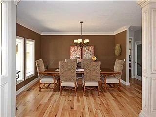3rd image of 10466 Athalene Ln