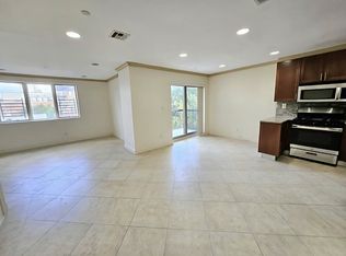 1546 E 12th St APT 5, Brooklyn, NY 11230