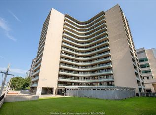 111 Riverside Dr E #1607, Windsor, ON N9A 2S6