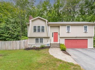 29 Settler Rd, South Portland, ME 04106