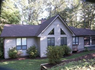 400 W Beaver Dam Ct, Goodview, VA 24095