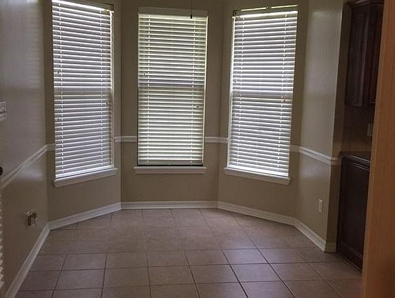 5th image of 4929 Gen. Polk Dr