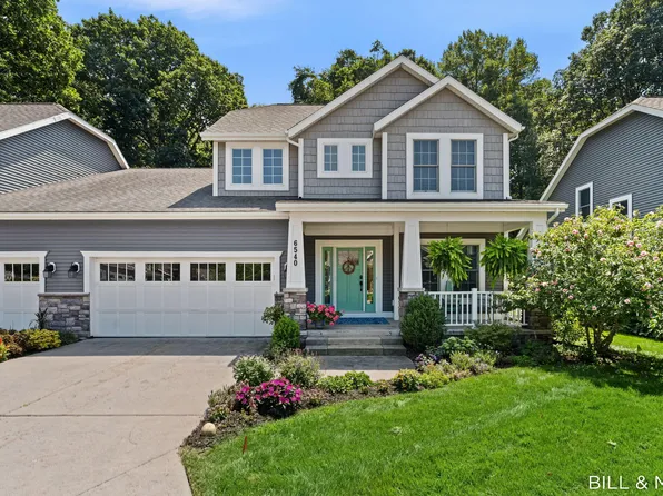 6540 Old Singapore Trl, Saugatuck, MI 49453