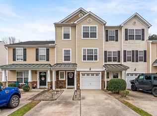 8840 Thornton Town Pl, Raleigh, NC 27616