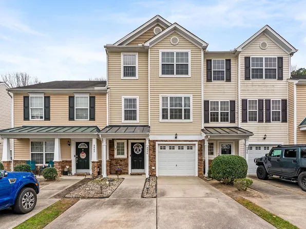 8840 Thornton Town Pl, Raleigh, NC 27616
