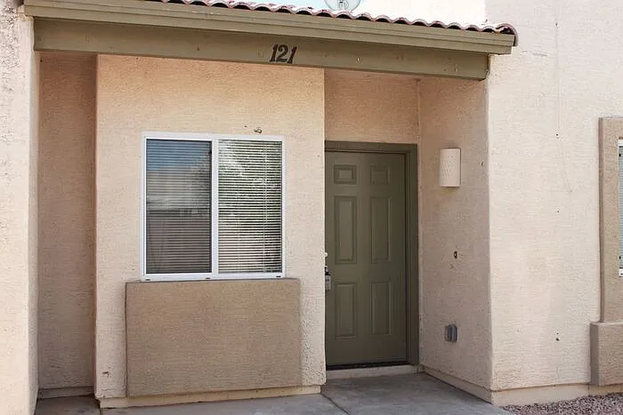 2300 E Magma Rd #121 — Photo 2