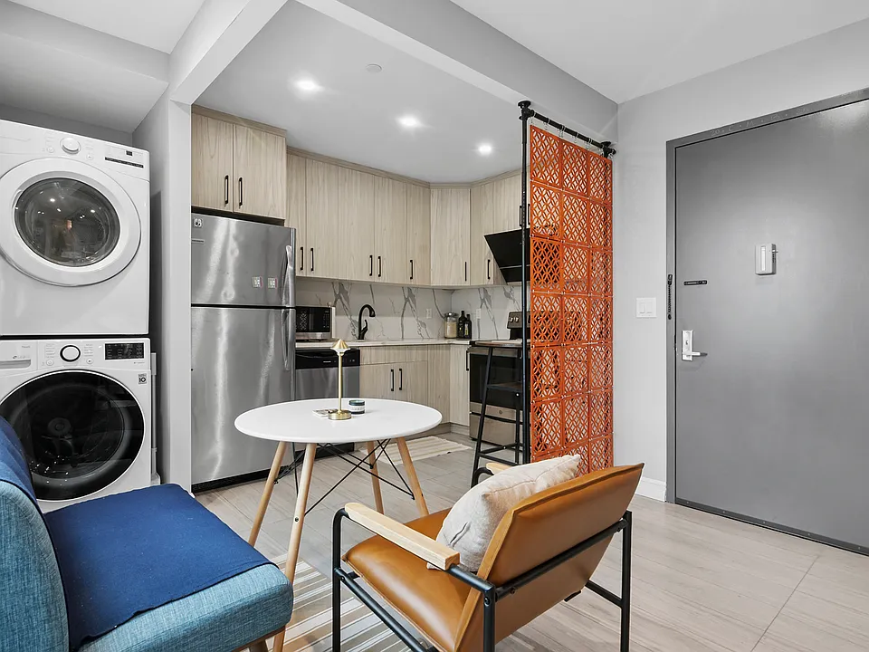 163 Macdougal St #5A