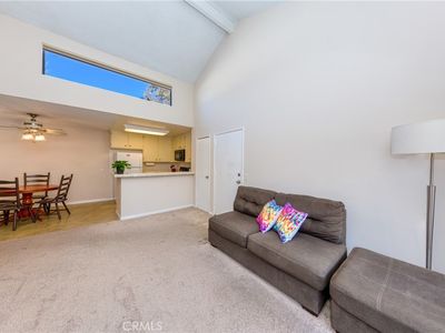 18752 Mandan St APT 1010, Santa Clarita, CA, 91351