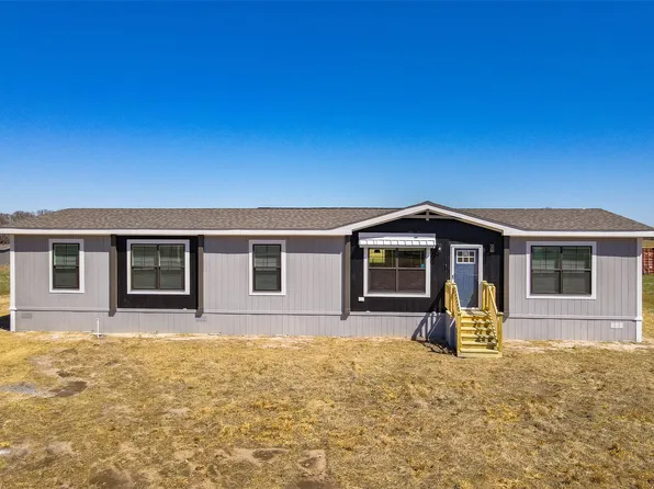 404 Vz County Road 1220, Grand Saline, TX 75140