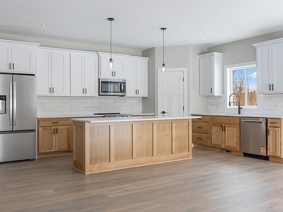 2nd image of 30937 Gopher Ln