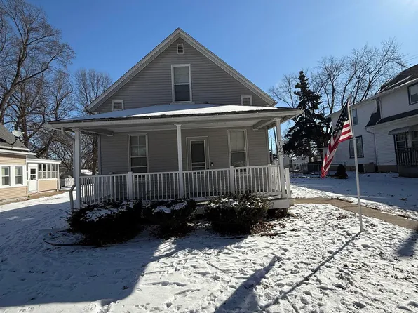 1026 S Leebrick St, Burlington, IA 52601