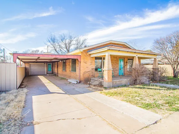 907 Avenue H, Hale Center, TX 79041