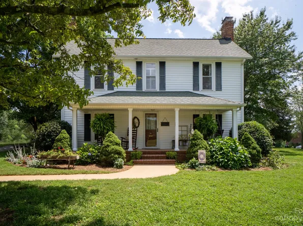 4306 King Wilkinson Rd, Denver, NC 28037