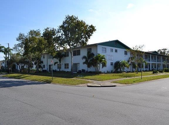 4th image of 3103 37th St N APT 116