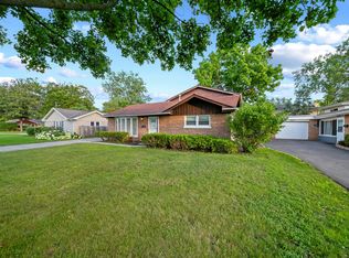 2409 Center Ave, Northbrook, IL