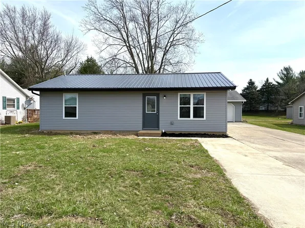 528 Barker St, Wellington, OH 44090