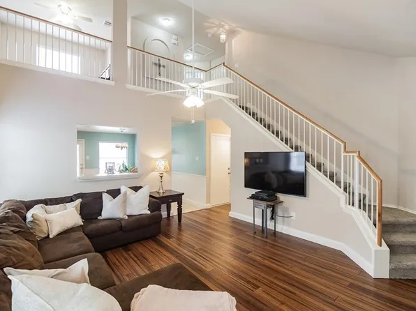 1025 King Cotton Ln, Round Rock, TX 78664