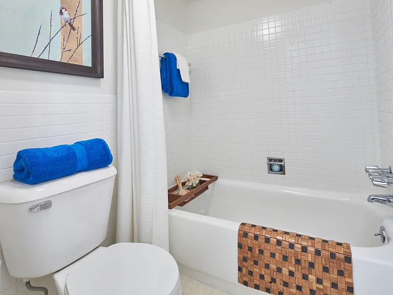 Kensington Manor Apartments — Photo 19